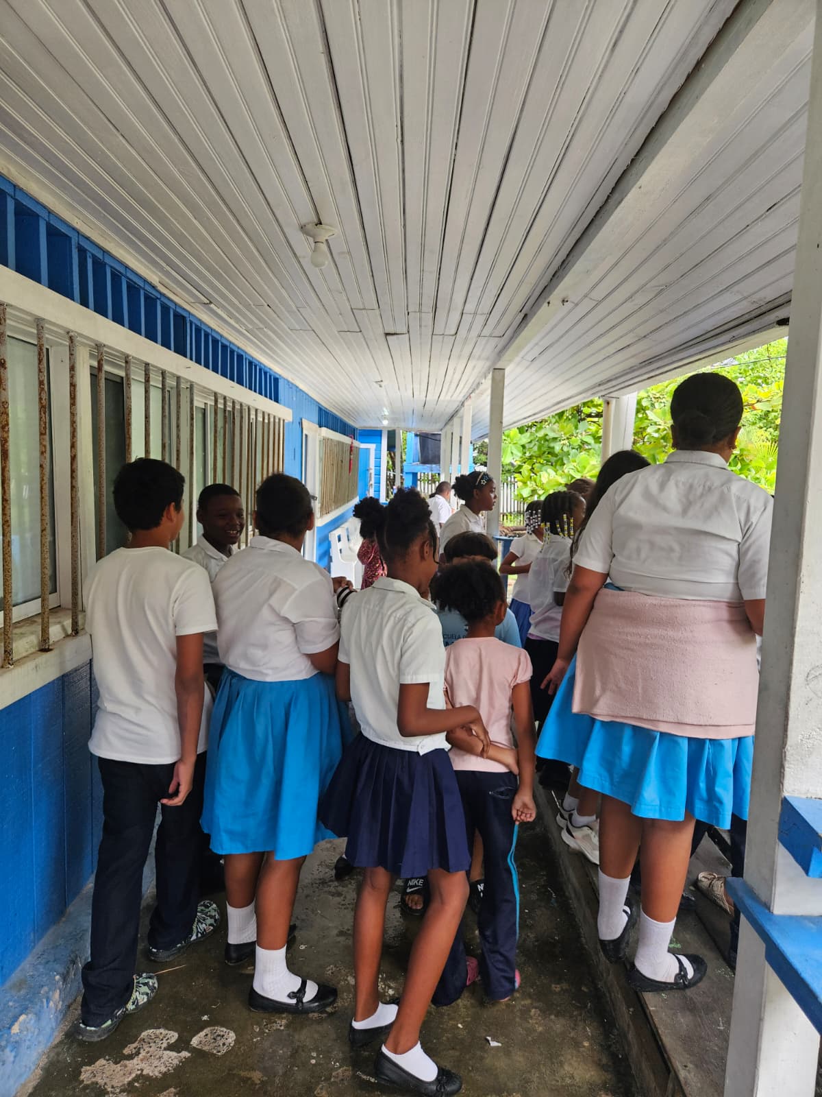 Food Distribution in Roatan - August 27, 2026 photo 8