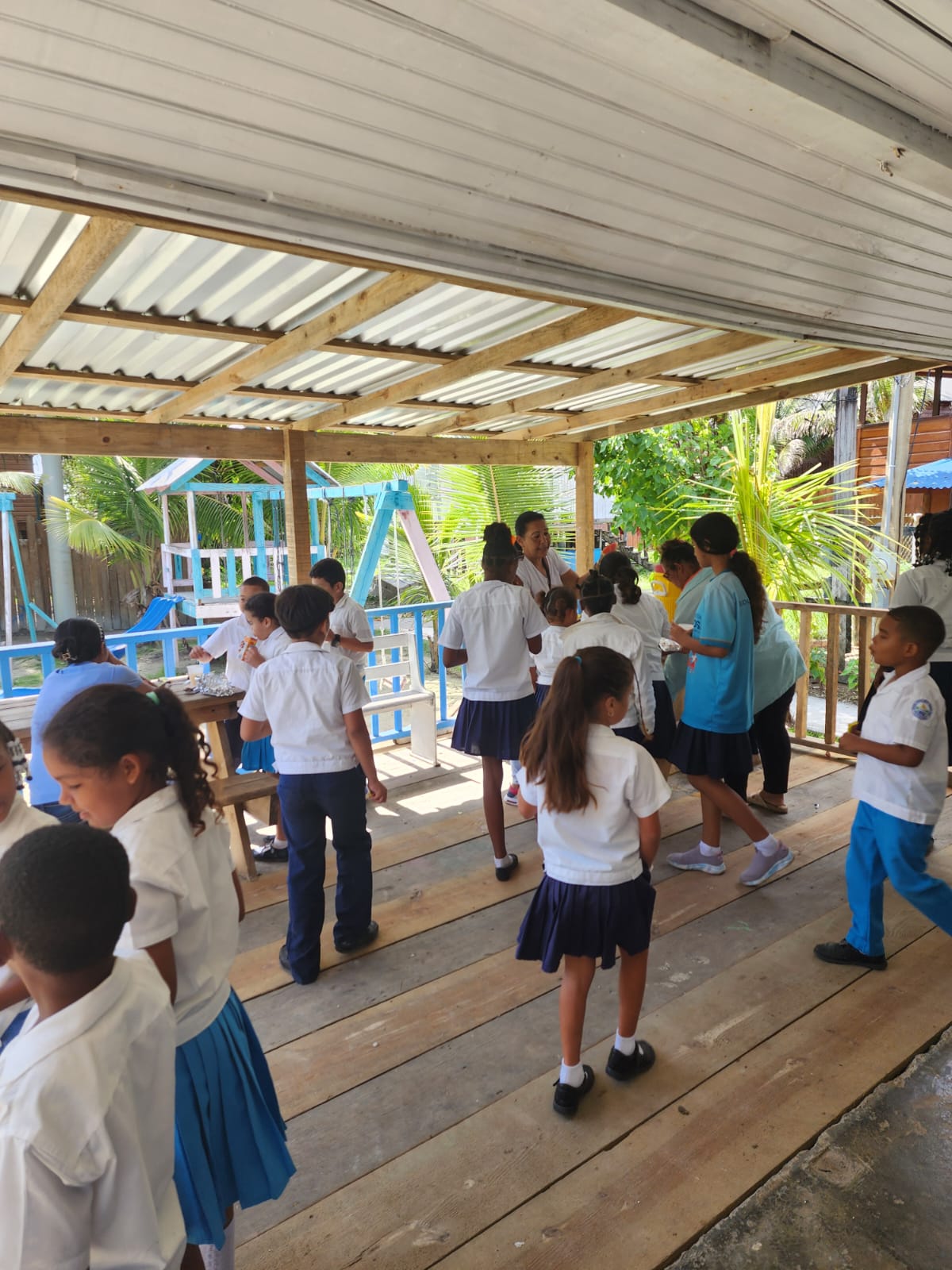 Food Distribution in Roatan - September 3, 2026 photo 5